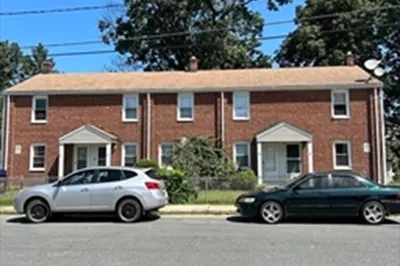 18-27 Decker Pl