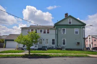 342 Front Street #2R