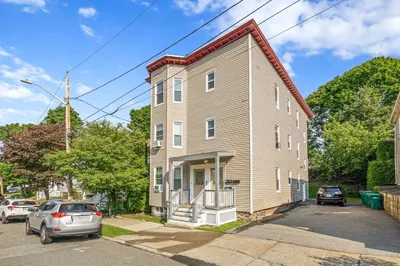 18 St. Clair Street #3 1