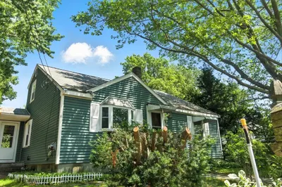14 Doris Dr 1