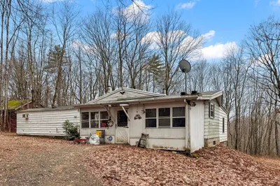 351 Farley Rd
