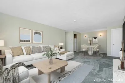 10 Tara Dr #7