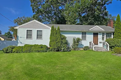 153 Bouve Ave