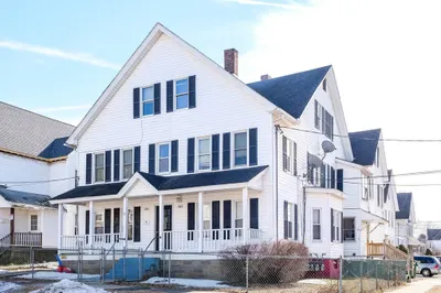 3 Charles St #3R