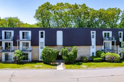 10 Shadowbrook Lane #45 1