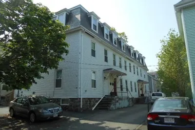 81 Alder St 1