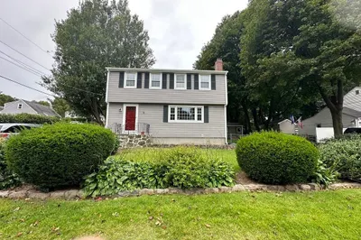 35 N Bowditch St 1
