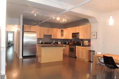 453 Washington St #9A