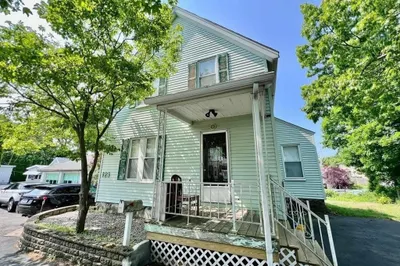 123 Clay St 1