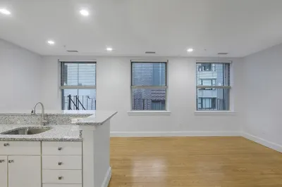 140 Boylston St #6