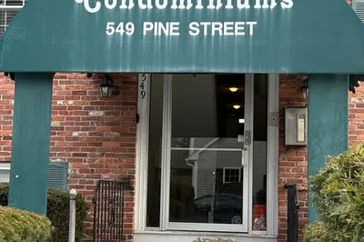 549 Pine St #1 1