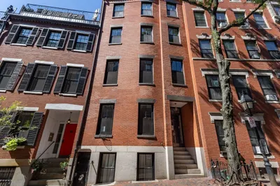101 Myrtle St #1 1