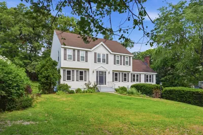 144 Hill St 1