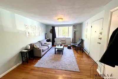 205 Kent Street #18 1
