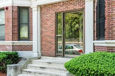 1706 Commonwealth Ave #21