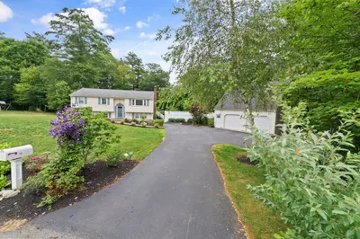56 Cedarcrest Rd 1