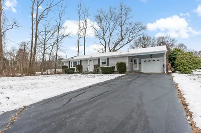 146 Swansom Rd