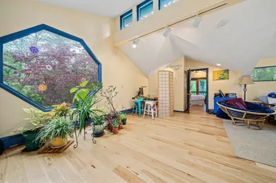 8 Sabrina Road 1