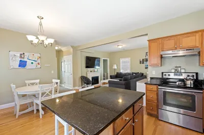 496 Main St #2