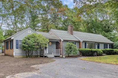 6 Black Oak Rd 1