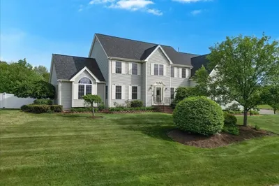 11 Copper Beech Cir 1