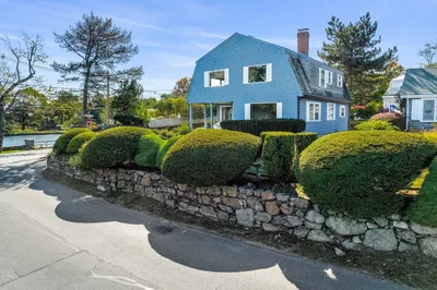 50 Beacon Street 1