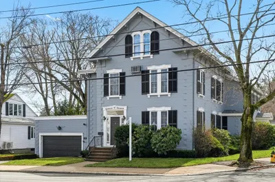 145 Kenoza Ave 1