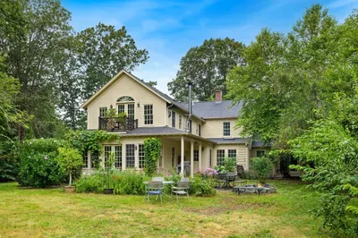 244 Lincoln Rd 1