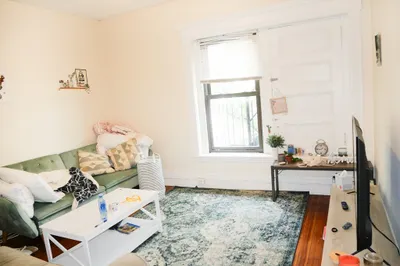 1382 Beacon #12