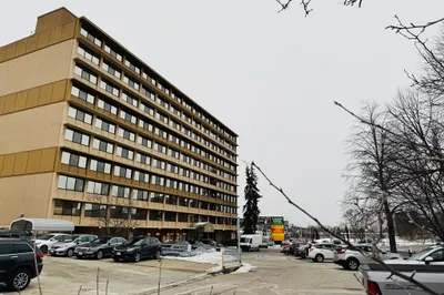 70 Southbridge St #504 1