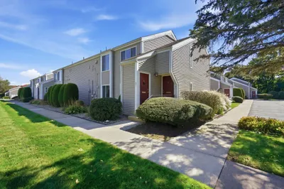 91 Nassau Drive #91 1