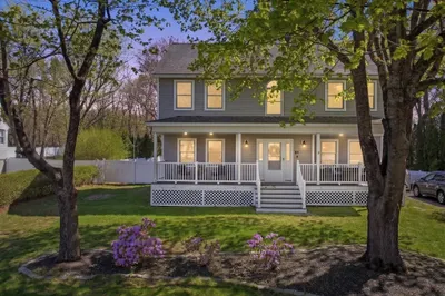 21 Bedford Drive 1