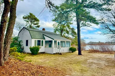 43 Pond Street #11 1