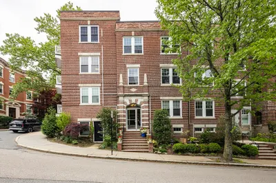 34 Garrison Rd #4