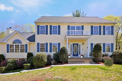 11 Falls Brook Rd