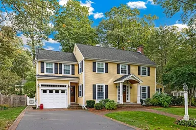 32 Pine Ridge Road 1