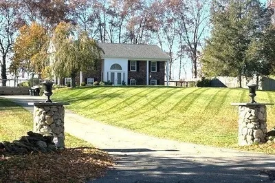 71 Old Amesbury Line Rd 1