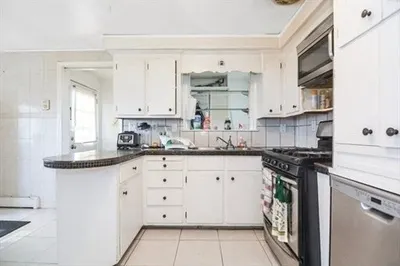 145 Arnold St #2 1
