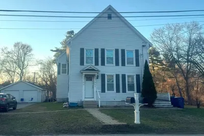 51 James St
