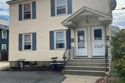 14-16 Proctor St #2 1
