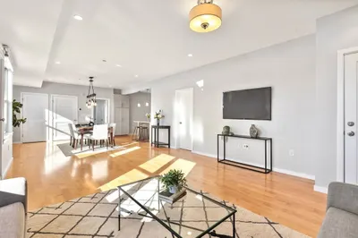 246 Boston St #9