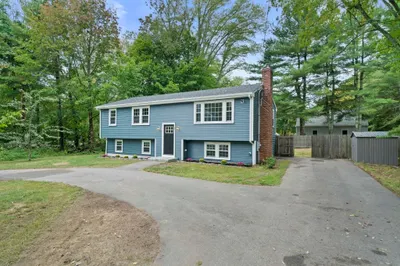 3 Taylor Point Road 1