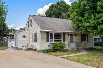 1534 Donohue Rd 1