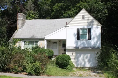 30 Upland Road 1