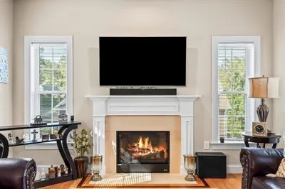 17 Jeanne Marie Dr 1