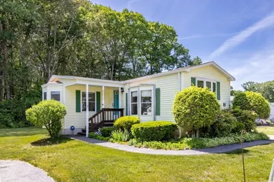 4 Birch St 1