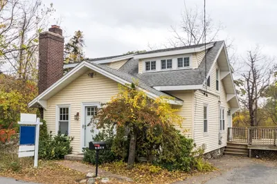 65 Woburn Street