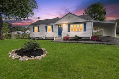 306 Greenaway Dr 1