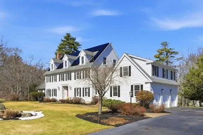 7 Charles Davis Drive 1