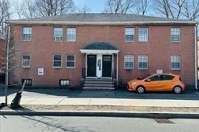 22 Aldrich Rd #1